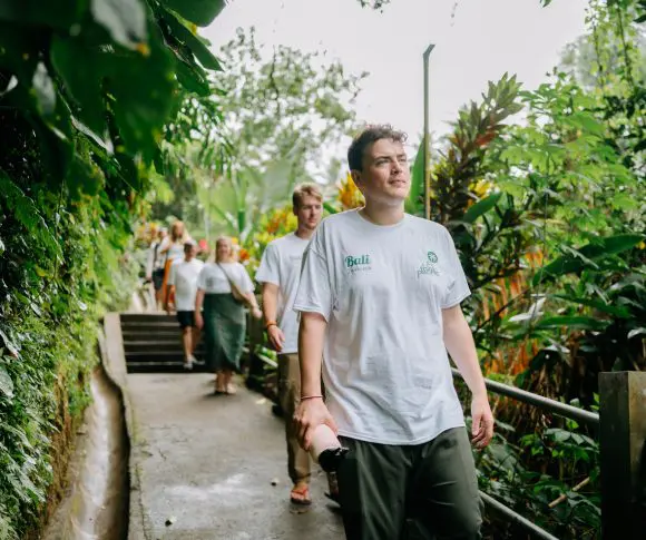 Bali team nature
